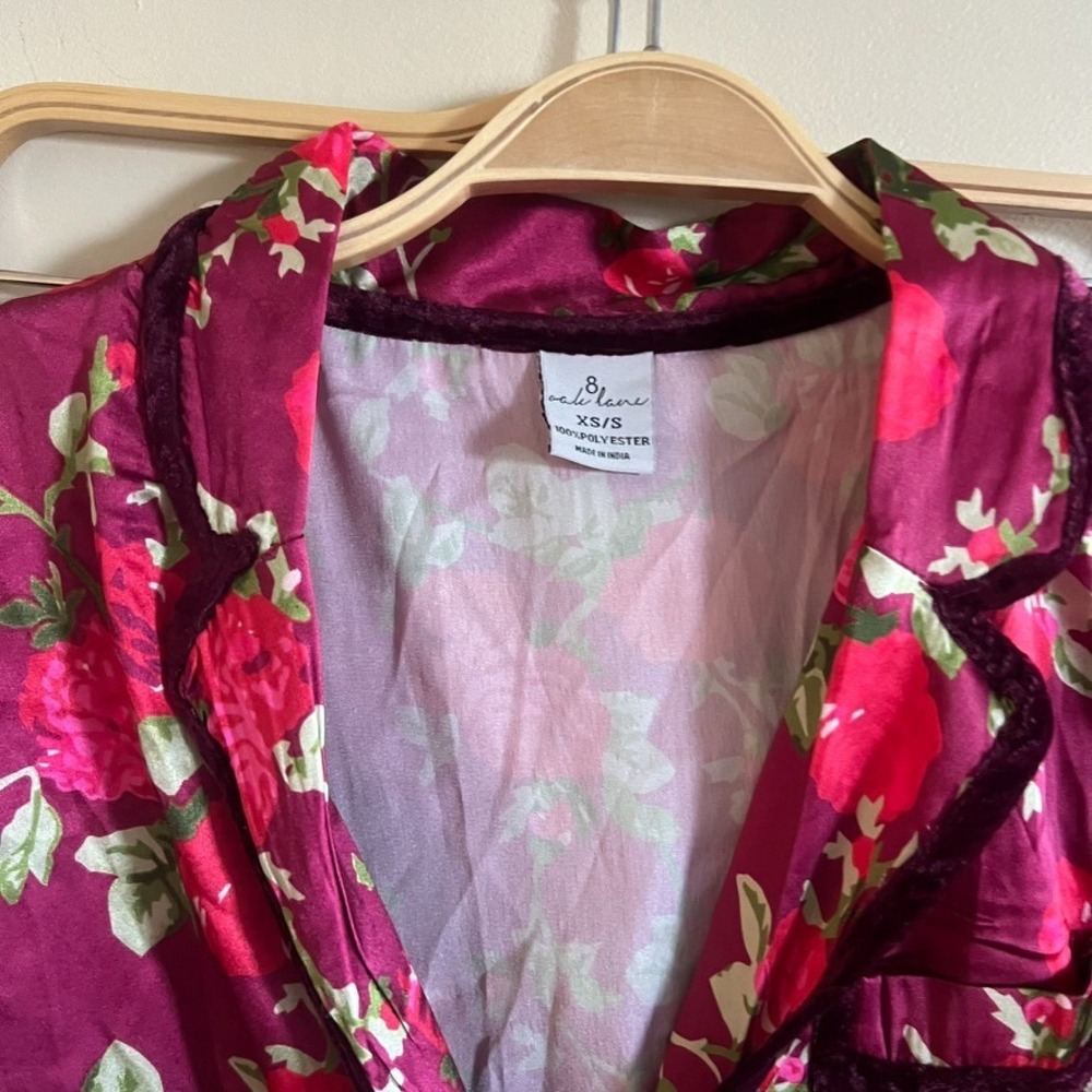 8 Oak Lane Pink Satin Ruffle Short PJ Set, Floral Red, Velvet Bows Sz S - Picture 4 of 9